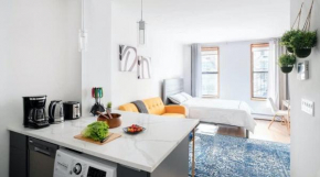 1597-11 Prime UES Studio
